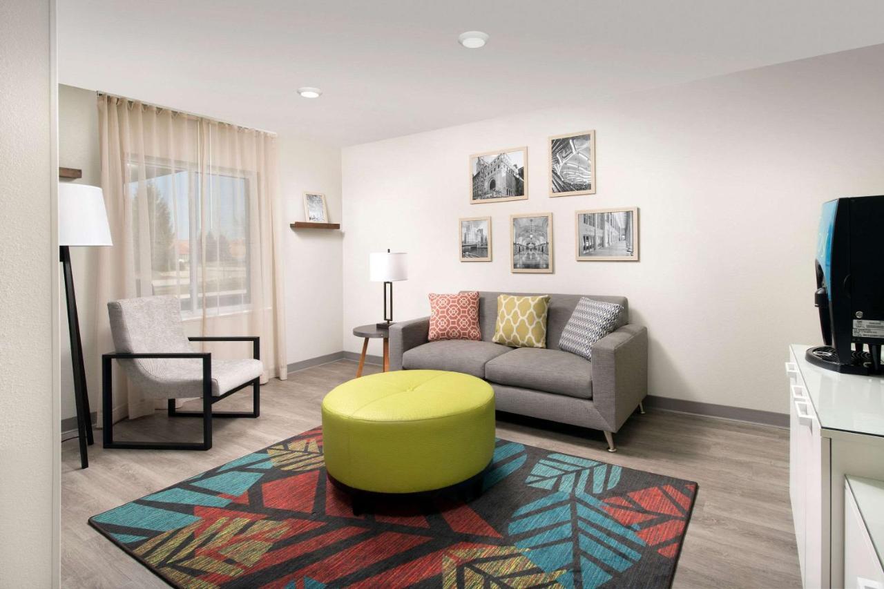 Woodspring Orlando International Drive